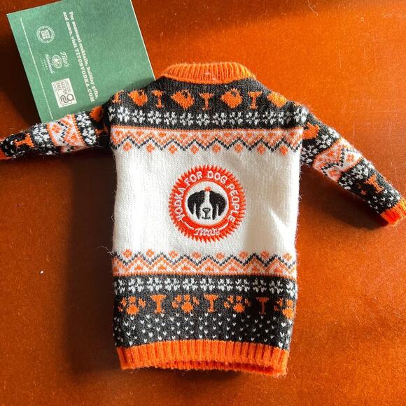 TITO’S Handmade Vodka Dog Bottle Sweater - Picture 3 of 4